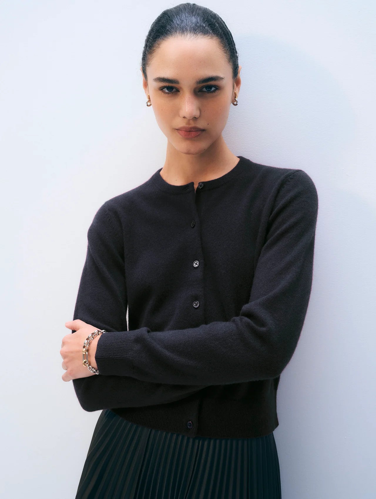 Cashmere Crewneck Cardigan - Black