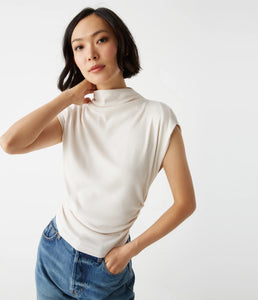 Amara Power Shoulder Tee - Chalk