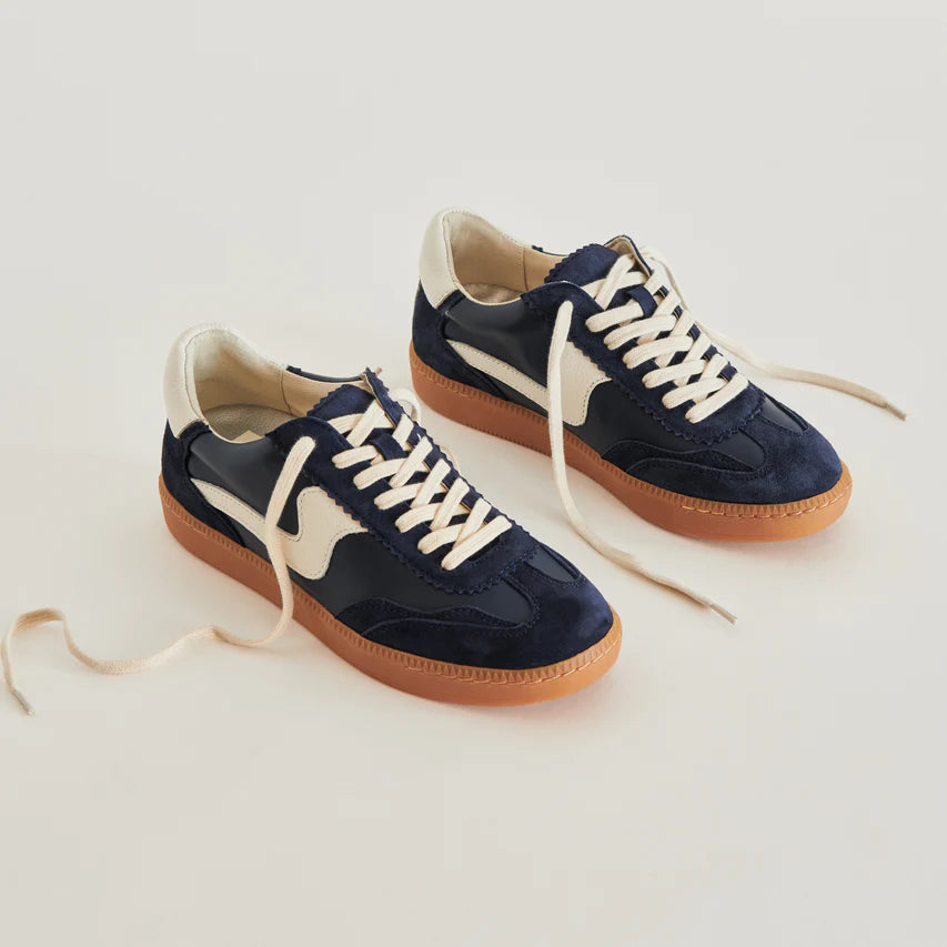 Notice Sneakers - Navy Suede