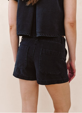 Elle Trouser Short - Black