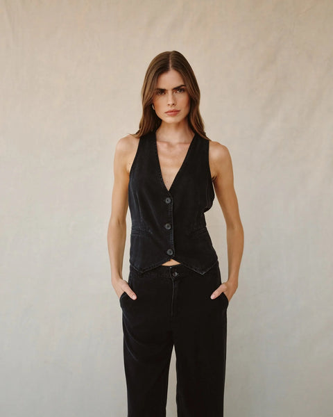 Cinch back Vest - Dark Graphite