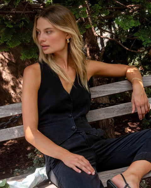 Cinch back Vest - Dark Graphite